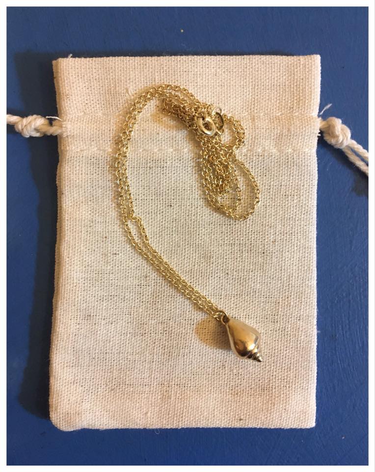 gold tulip chain