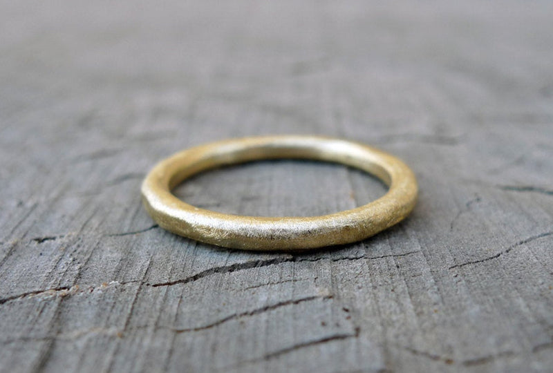 14K Recycled Gold Textured Unisex Wedding Band